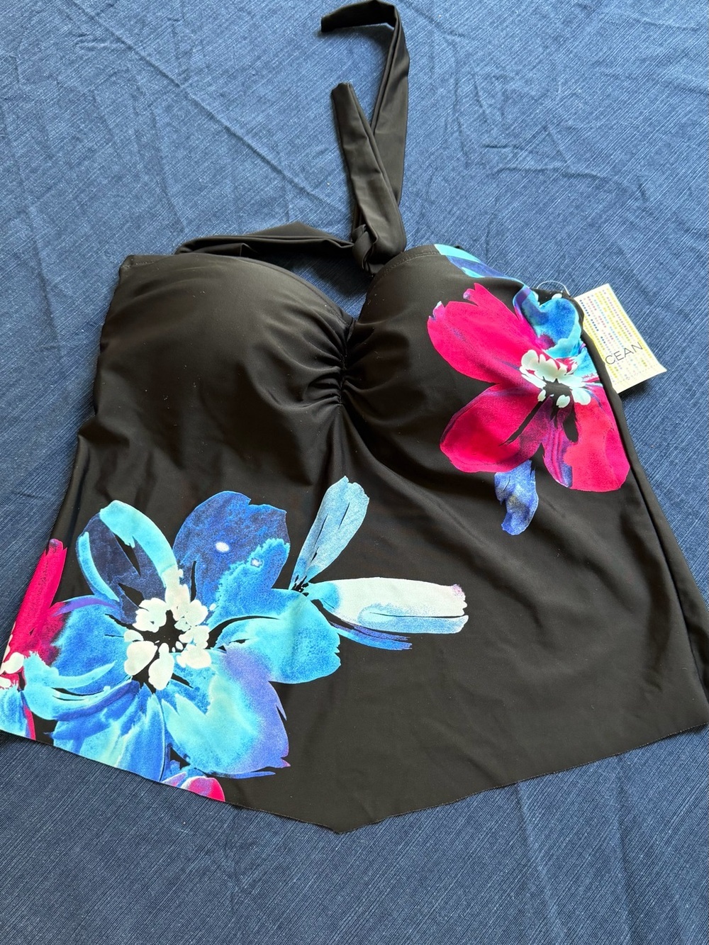 NWT 24th & Ocean Tankini Top Size Small Multicolor Full Bloom Floral Halter Top